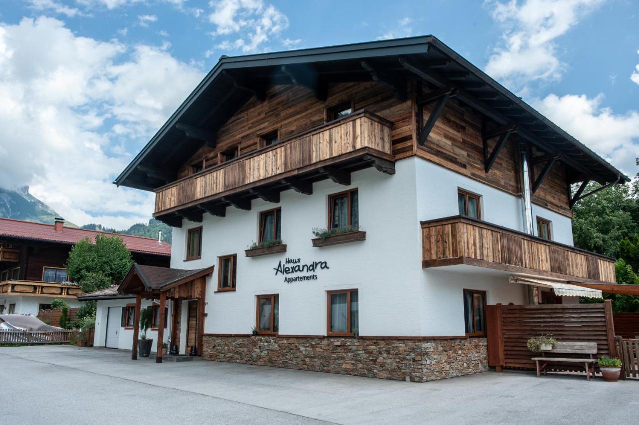 Haus Alexandra Apartment Верфенвенг Екстериор снимка