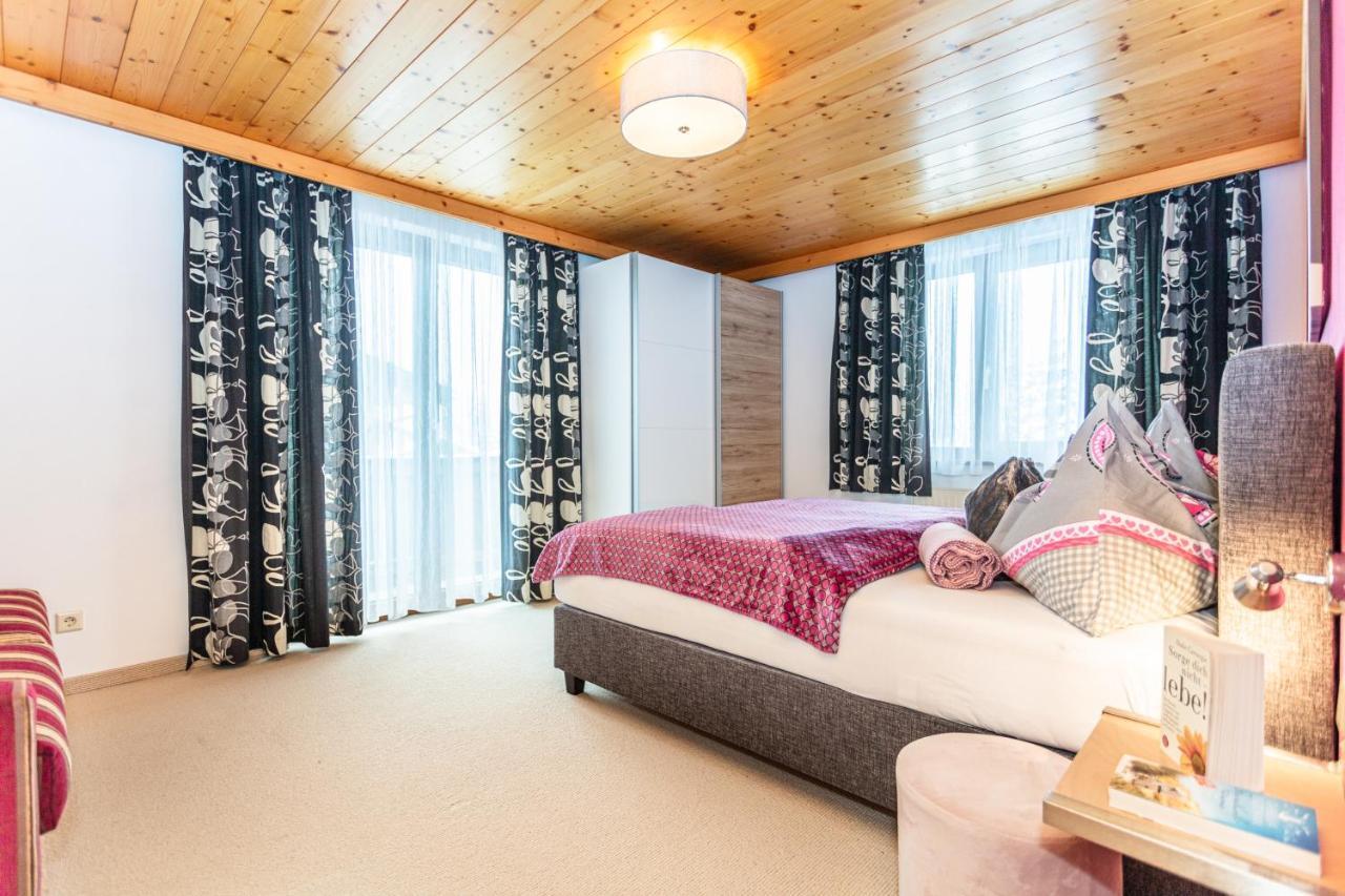 Haus Alexandra Apartment Верфенвенг Екстериор снимка
