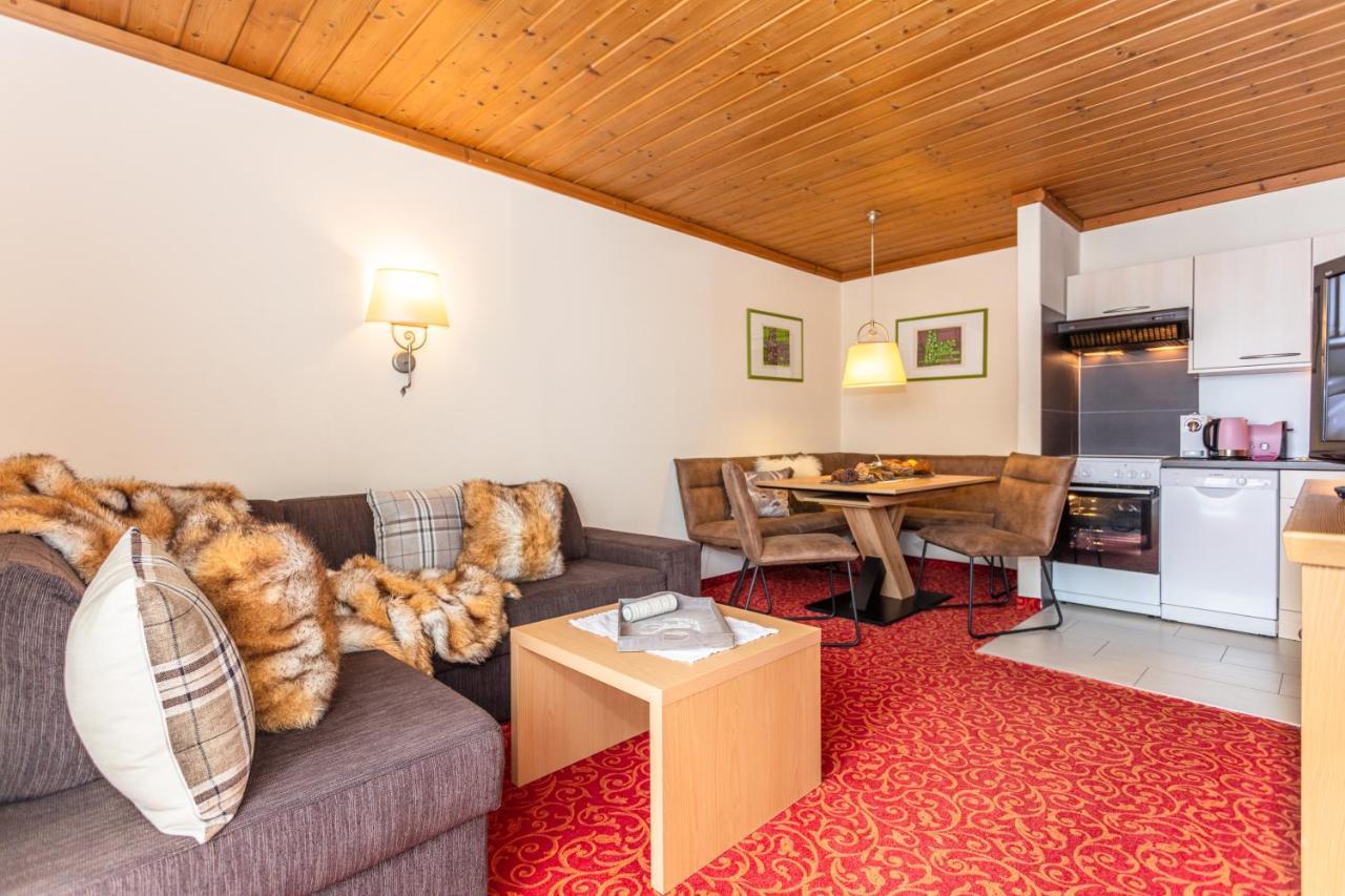 Haus Alexandra Apartment Верфенвенг Екстериор снимка
