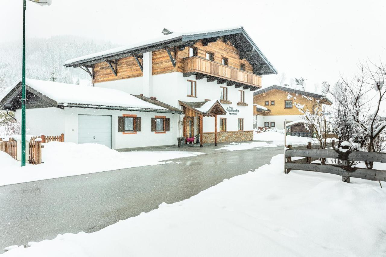 Haus Alexandra Apartment Верфенвенг Екстериор снимка