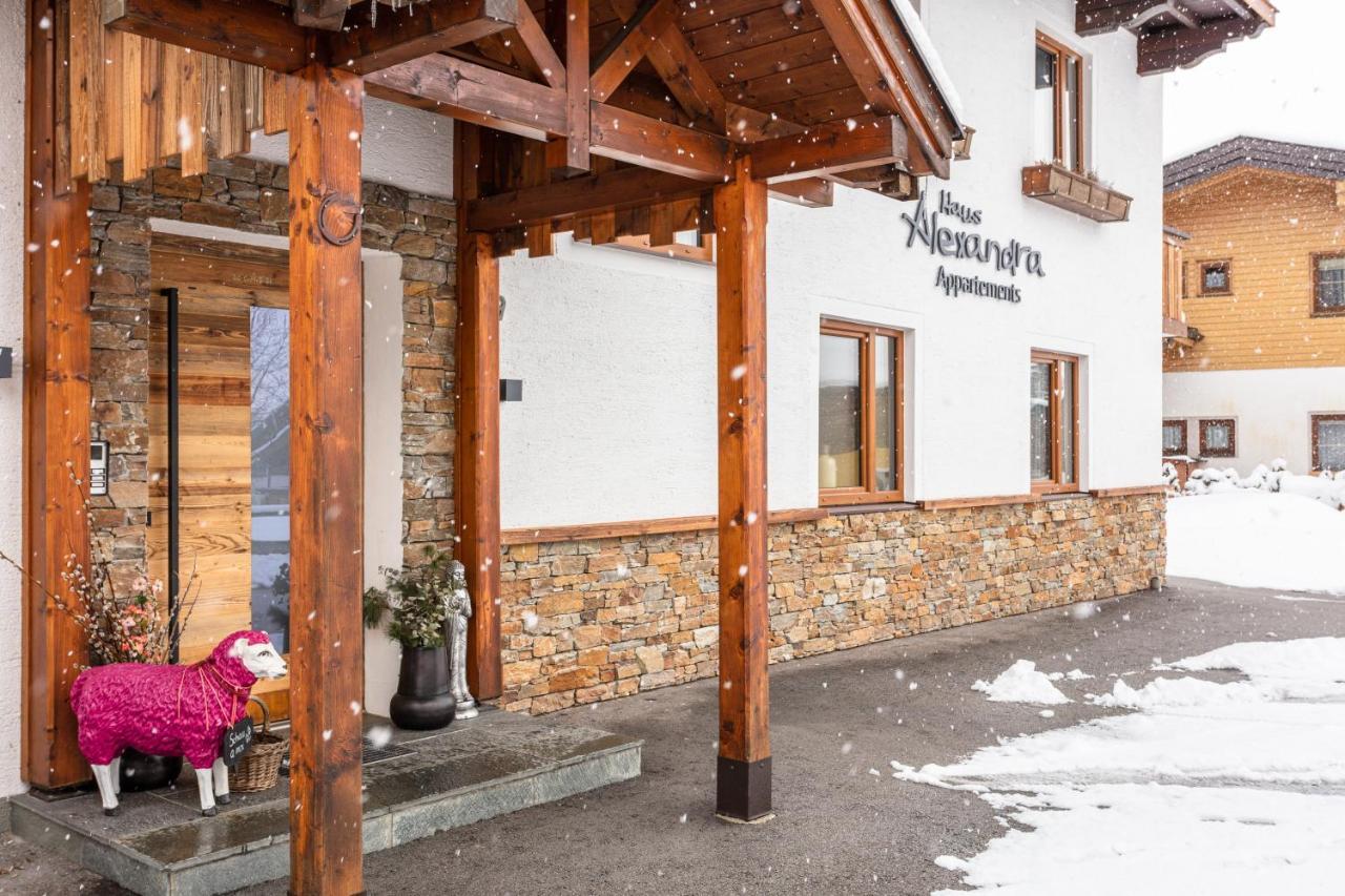 Haus Alexandra Apartment Верфенвенг Екстериор снимка